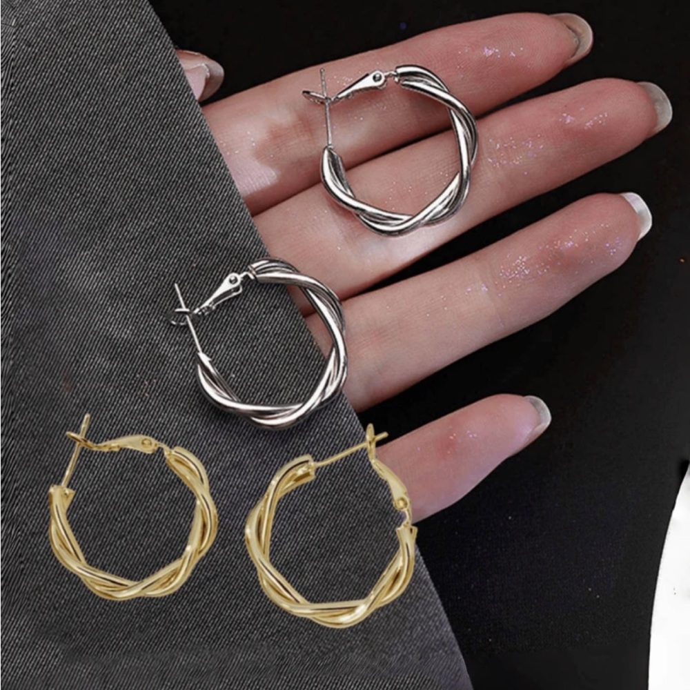 Elegant Twisted Hoop Earrings